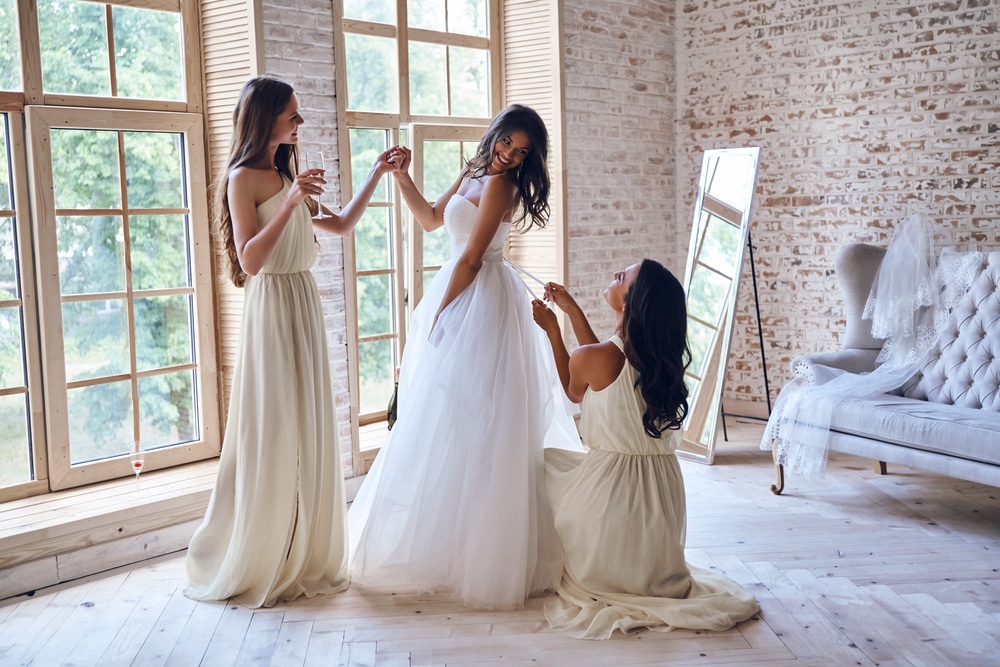 The role-of-priests-gentlemen-de-solo-in-the-bride-44